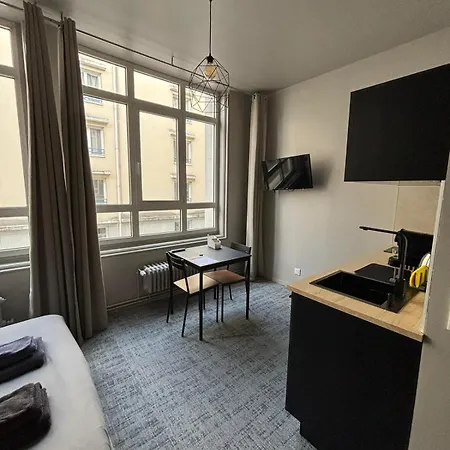 Apartment Le 12 Wifi Cosy Parking Gratuit 11 *